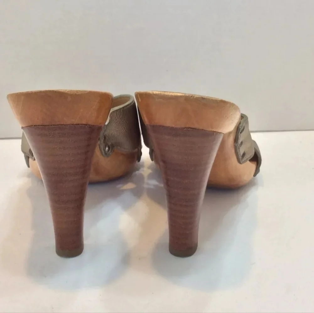 MICHAEL Michael Kors Gold Wood Strappy Slide Mules Heel Sandals Size 8M Brazil